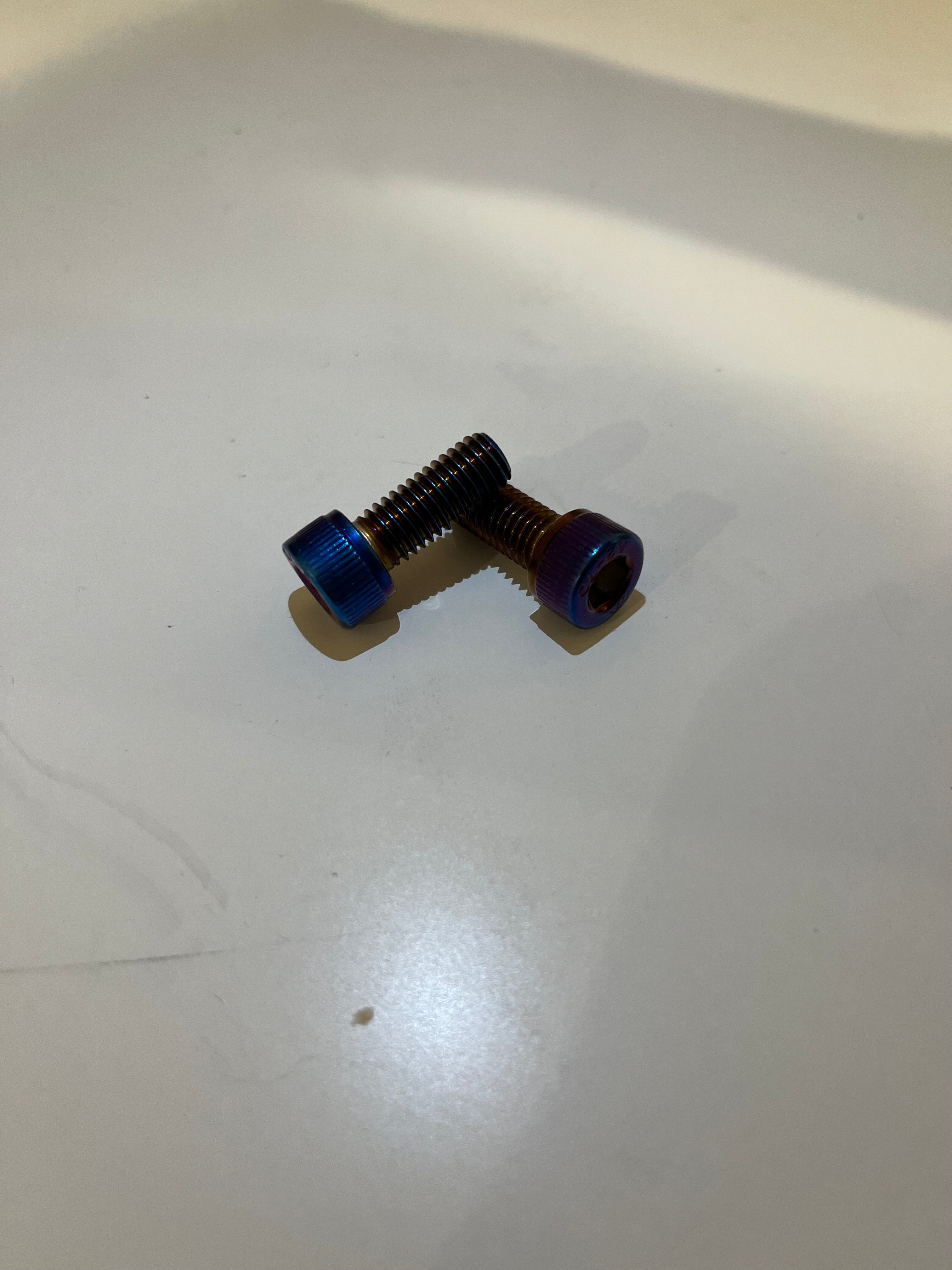 Dropdown titanium bolts super73