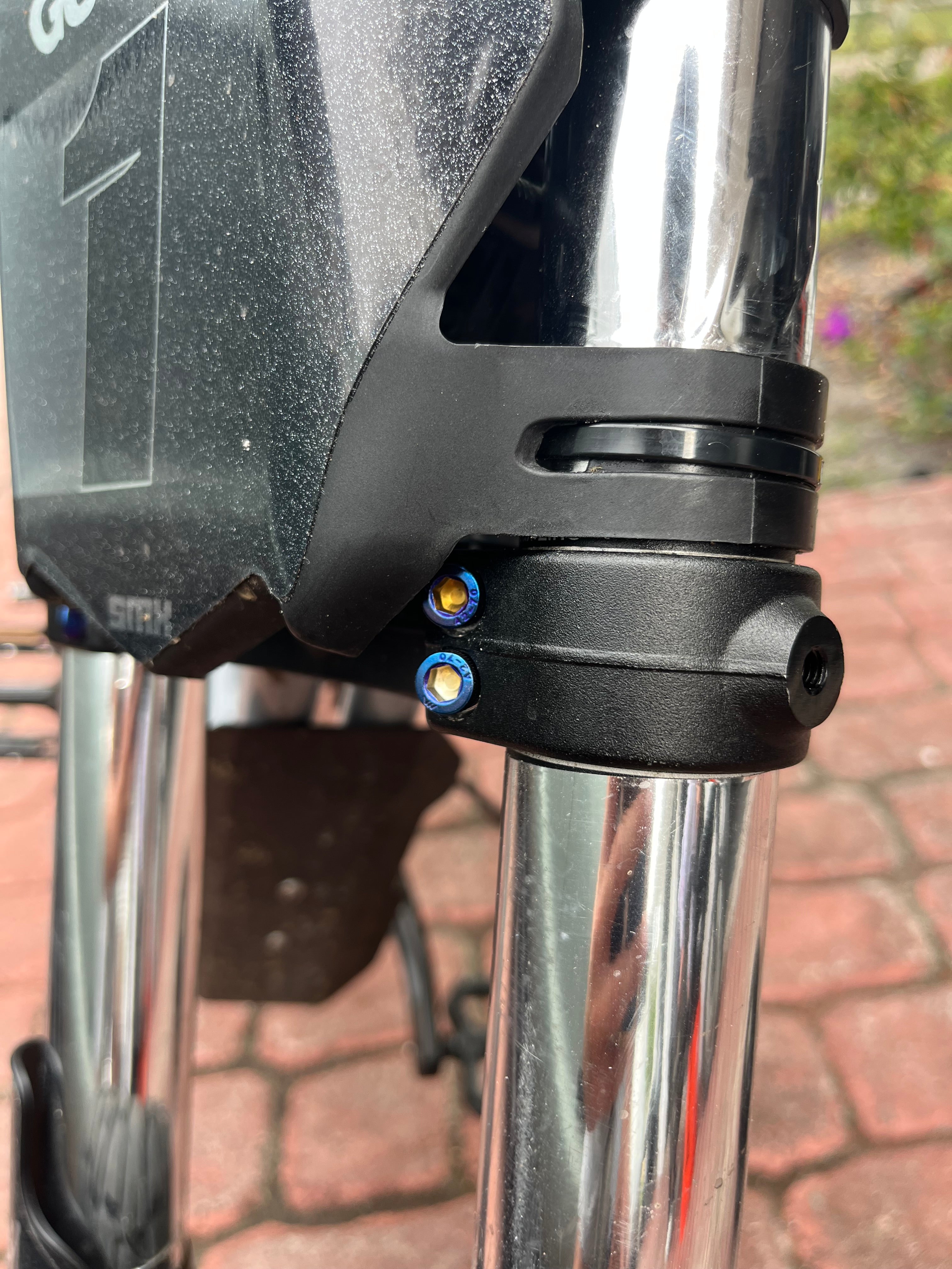 Triple clamp titanium bolts